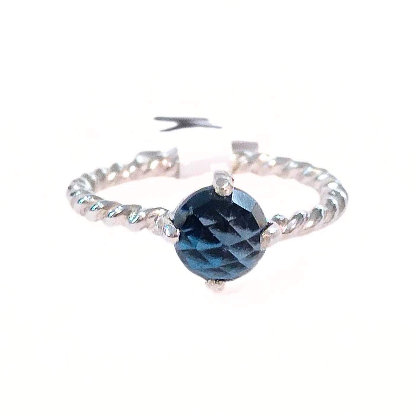SM-370 London Blue Topaz Twisted Band Ring (5.5)
