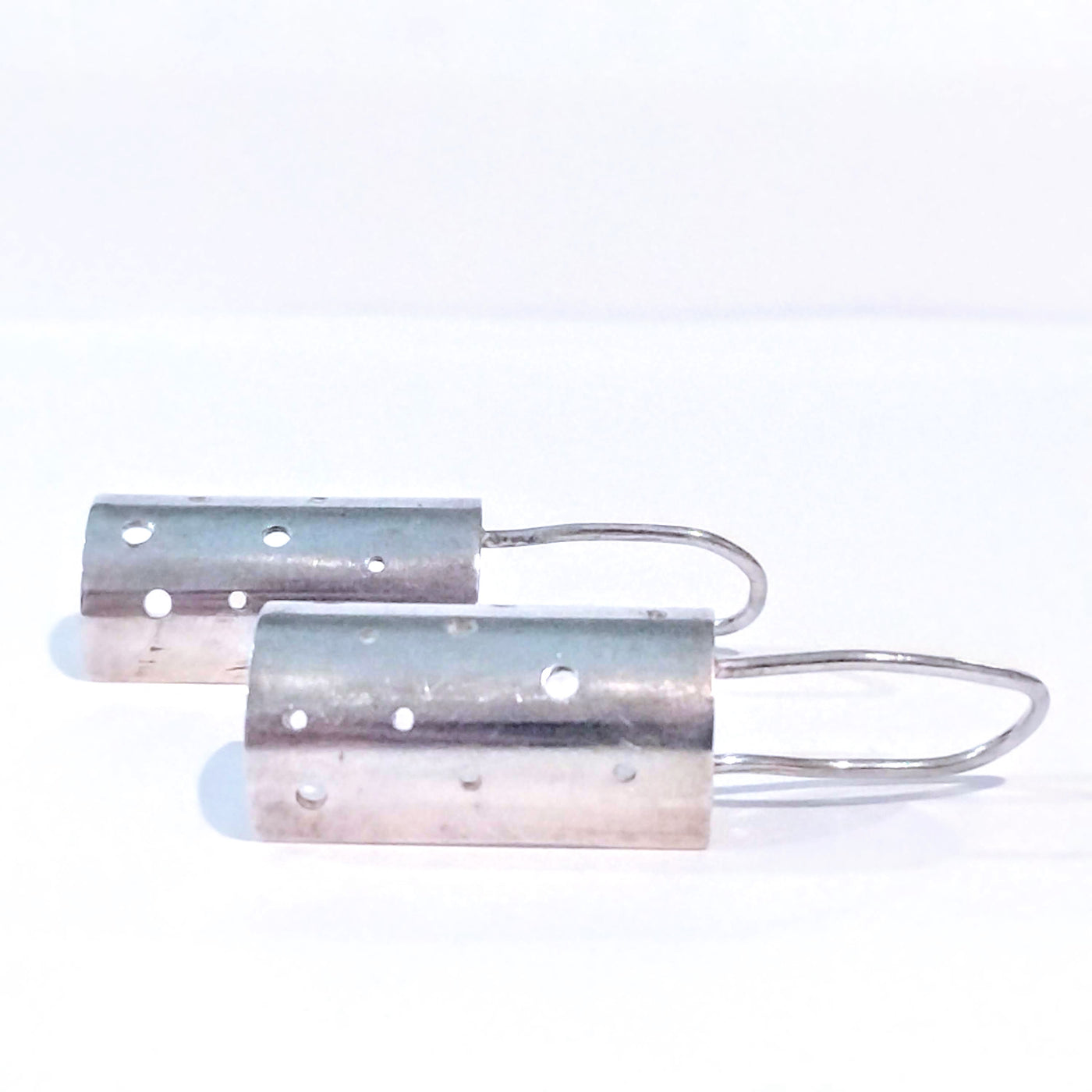 SM-222 SS Earrings with Holes