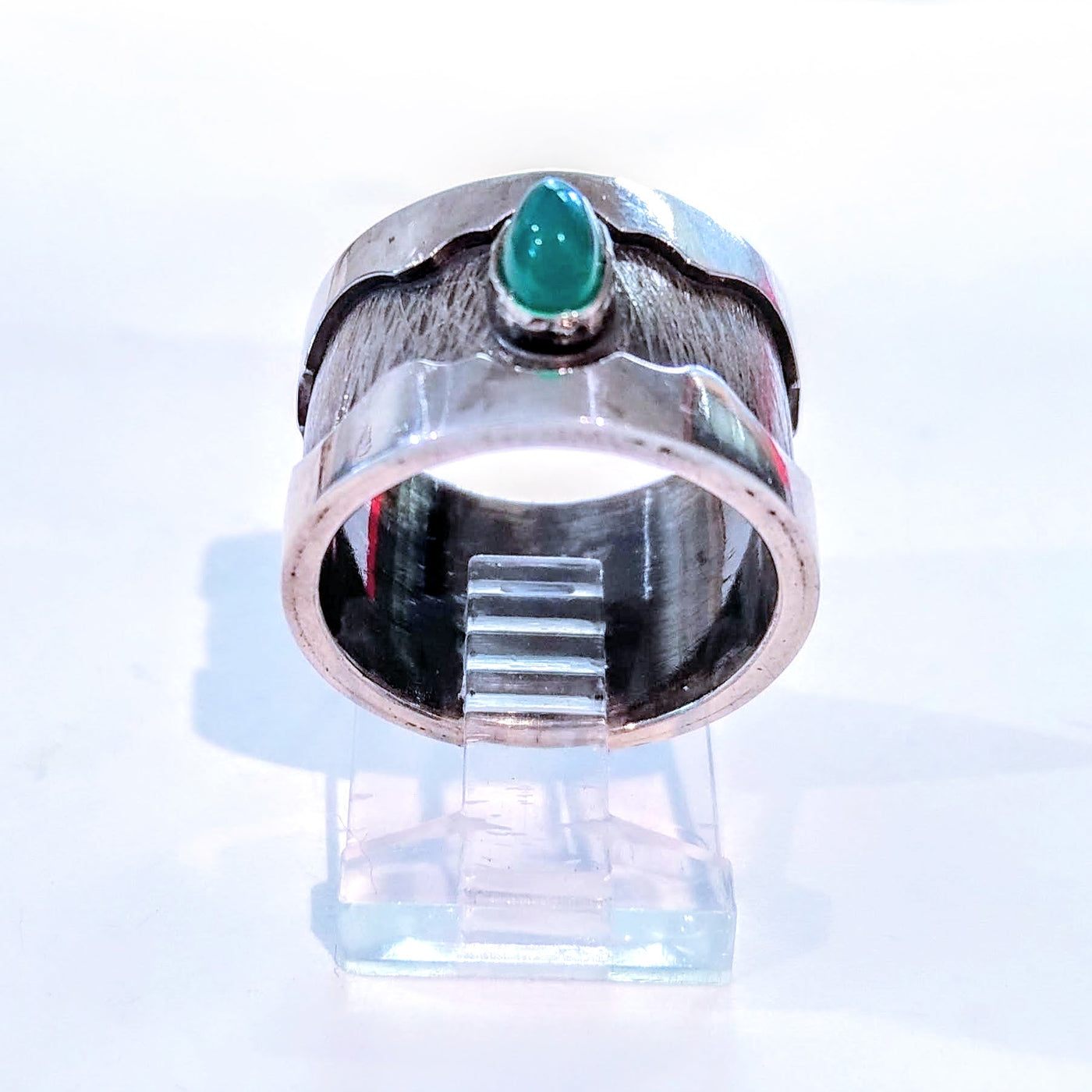RSD-042 SS Wide Ring with Chalcedony