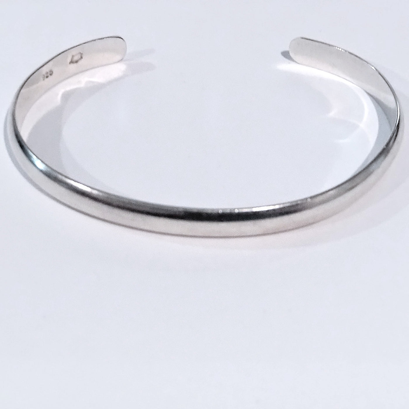 DJT-017 Sterling Cuff Half Round