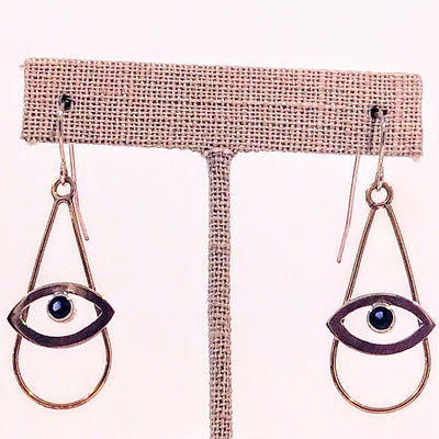 DS-184 Brass Sapphire Eye Earrings