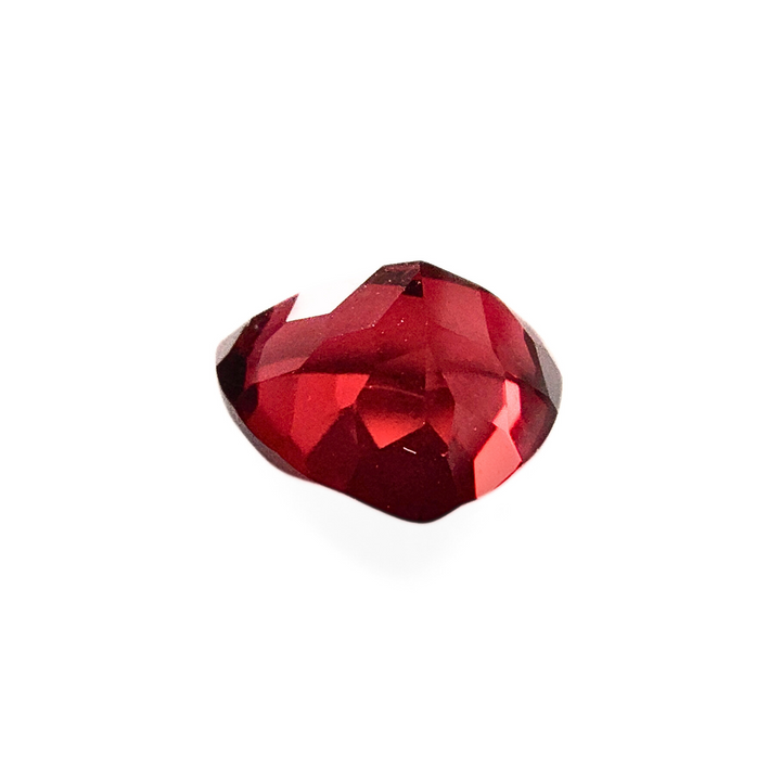GAR-1012 Garnet, Faceted – Studio JSD
