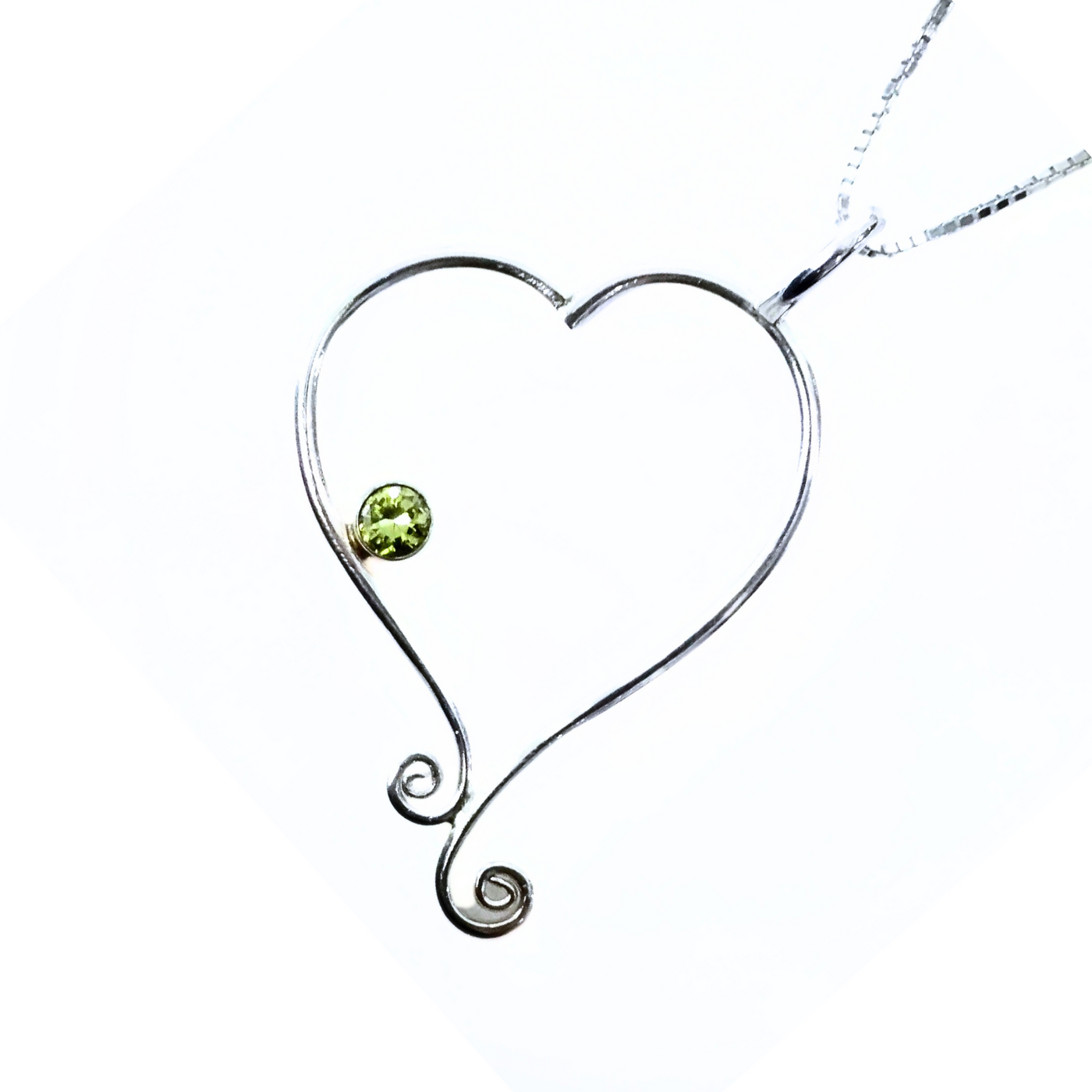 JSD-6039 Open Heart Pendant (Green)