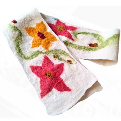 DS-378 White Felted Wool Scarf with Flowers 502