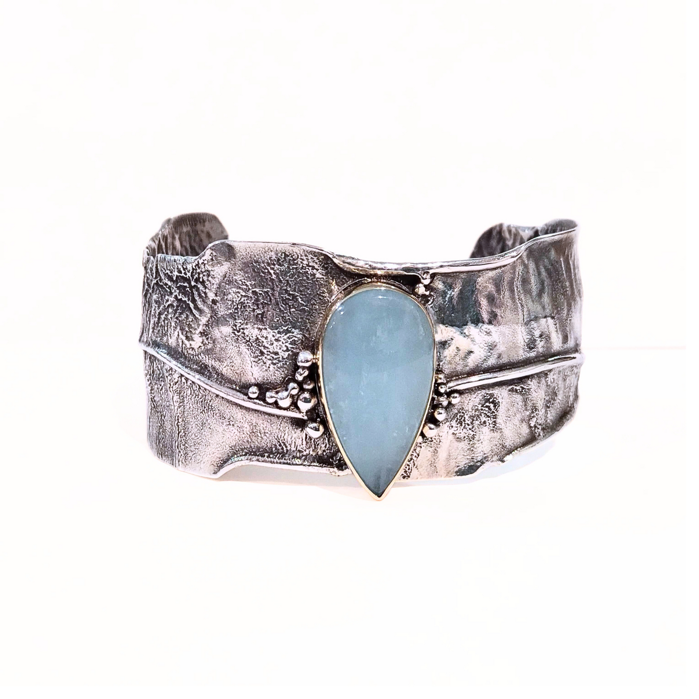 JSD-3005 Aquamarine Wave Cuff