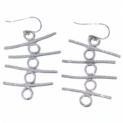 VC-114 O and Stick Earring Fine Silver