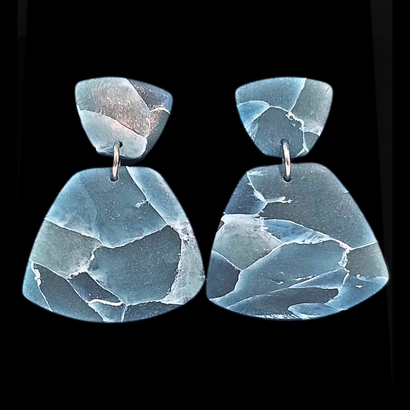LA-001 Drop Grey Blue Marble Earring