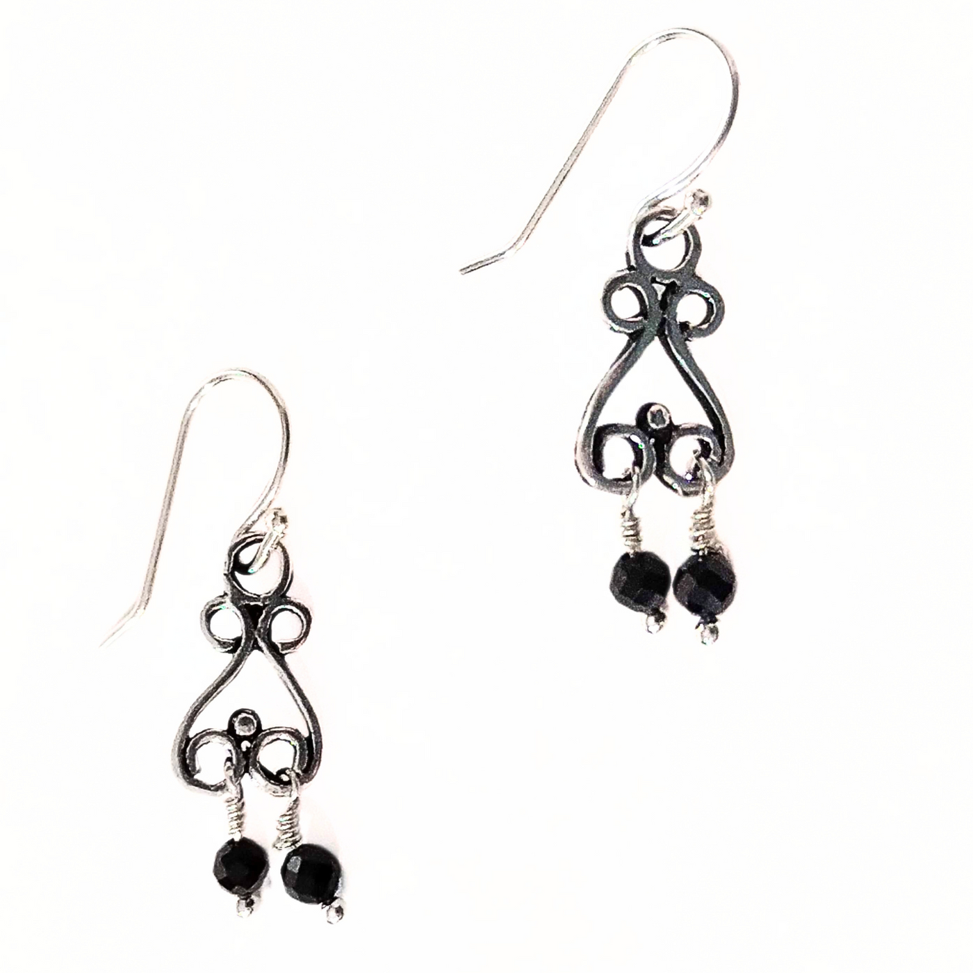 DJT-028 Spinel Seed Bead Earring Sterling