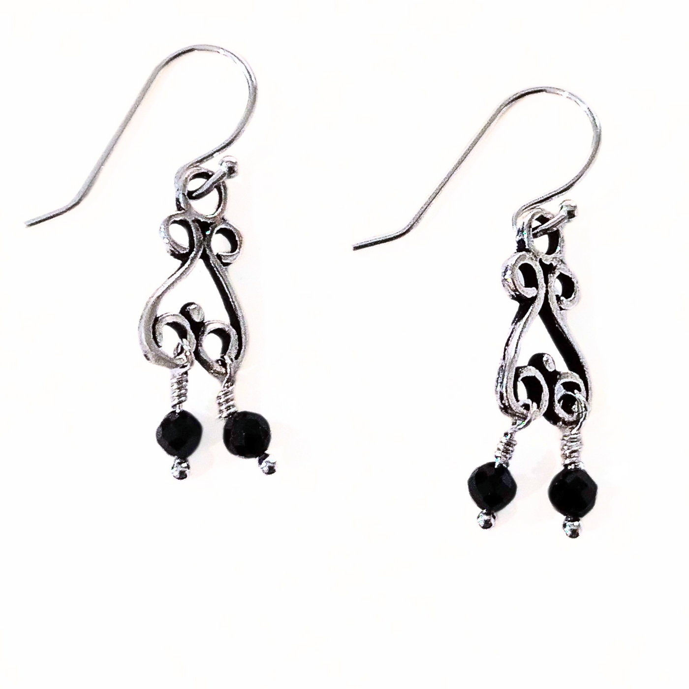DJT-028 Spinel Seed Bead Earring Sterling