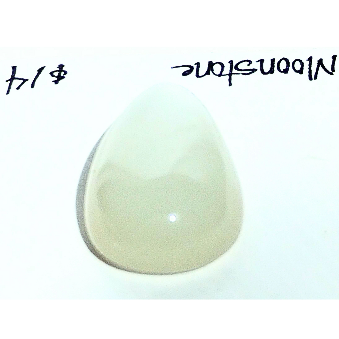 MST-1001 Moonstone Cabochon