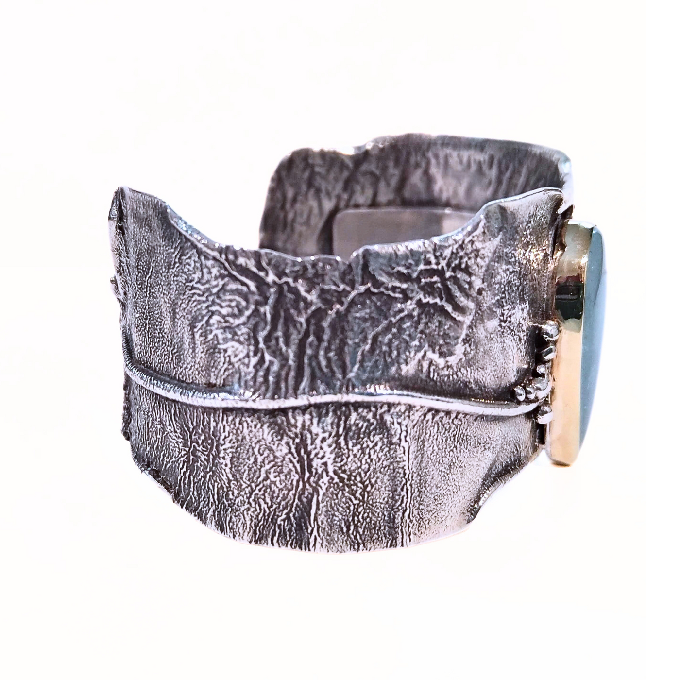 JSD-3005 Aquamarine Wave Cuff