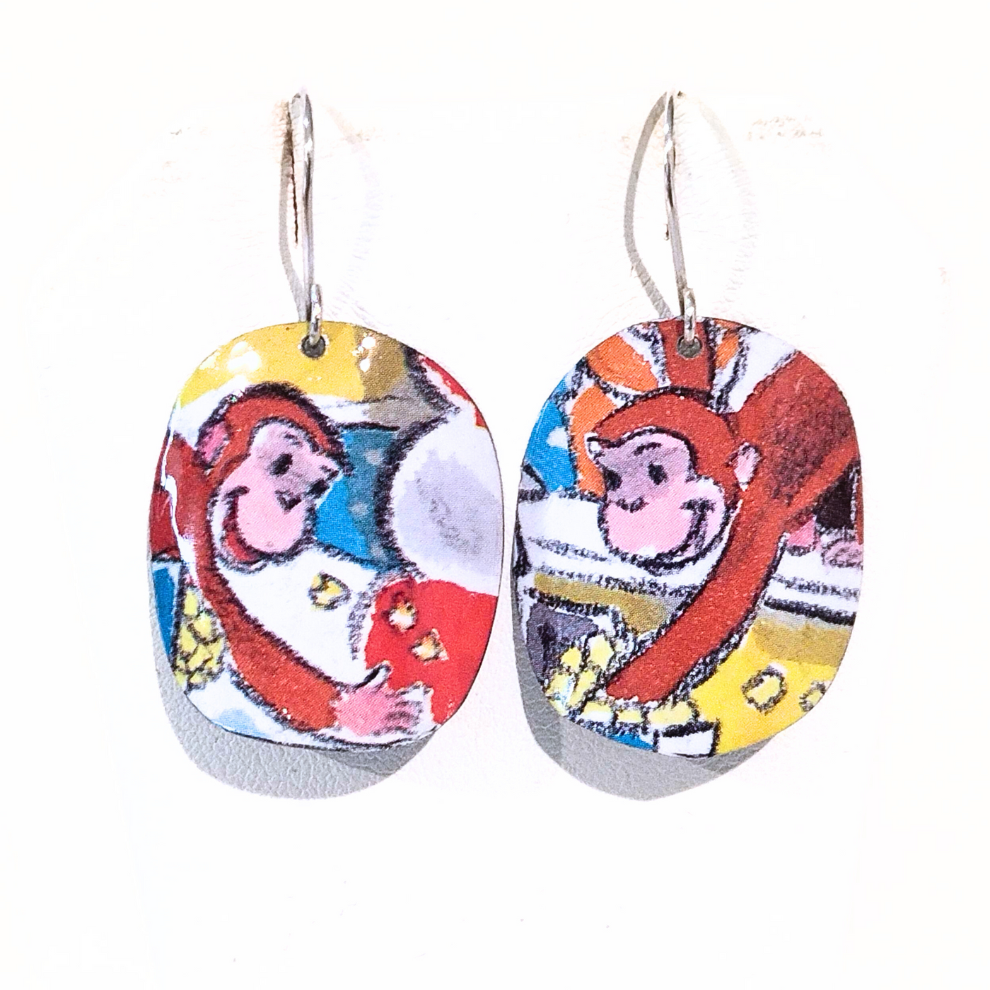 SPD-046 Curious George 2 Monkeys (Round)