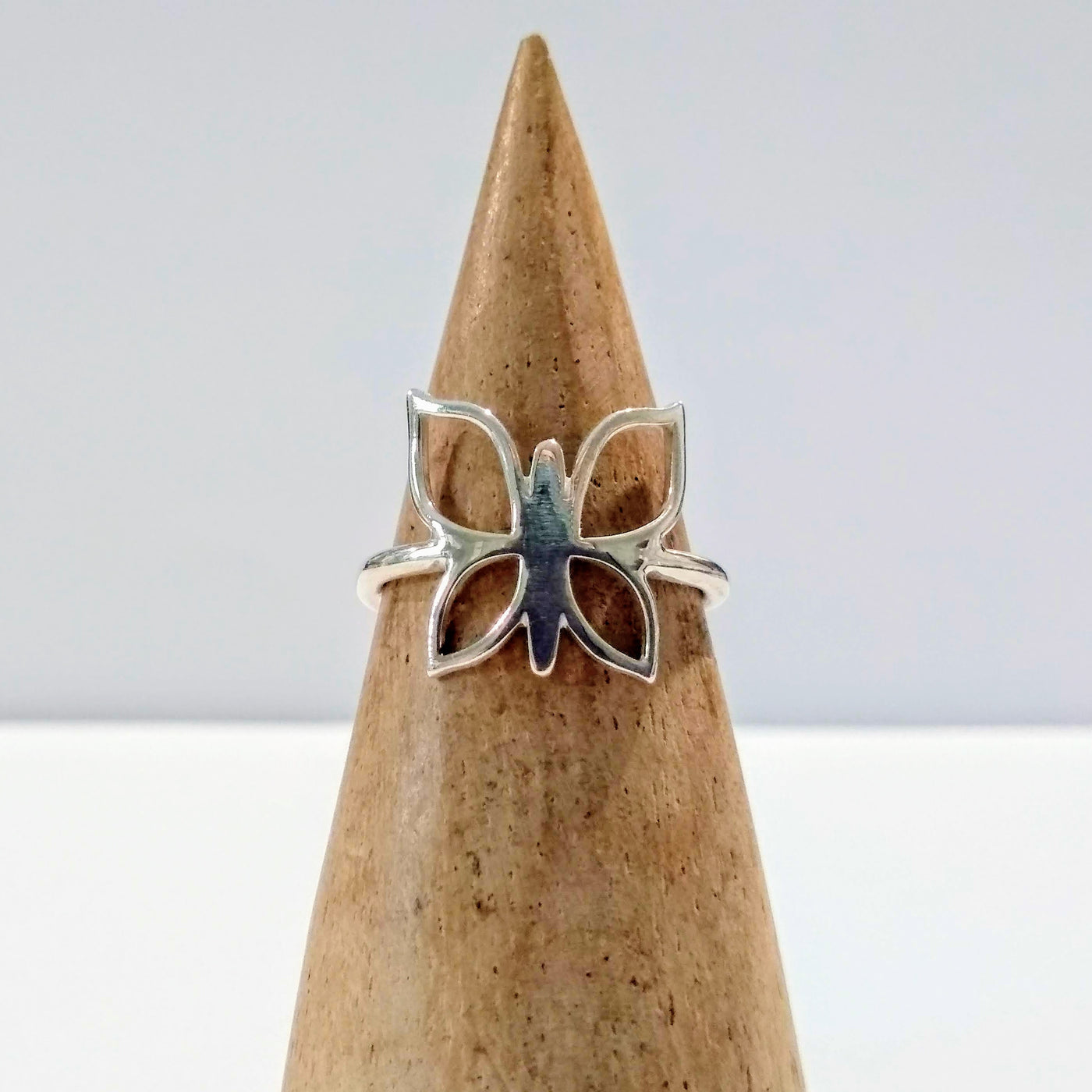 SM-120 SS Butterfly Ring (6)