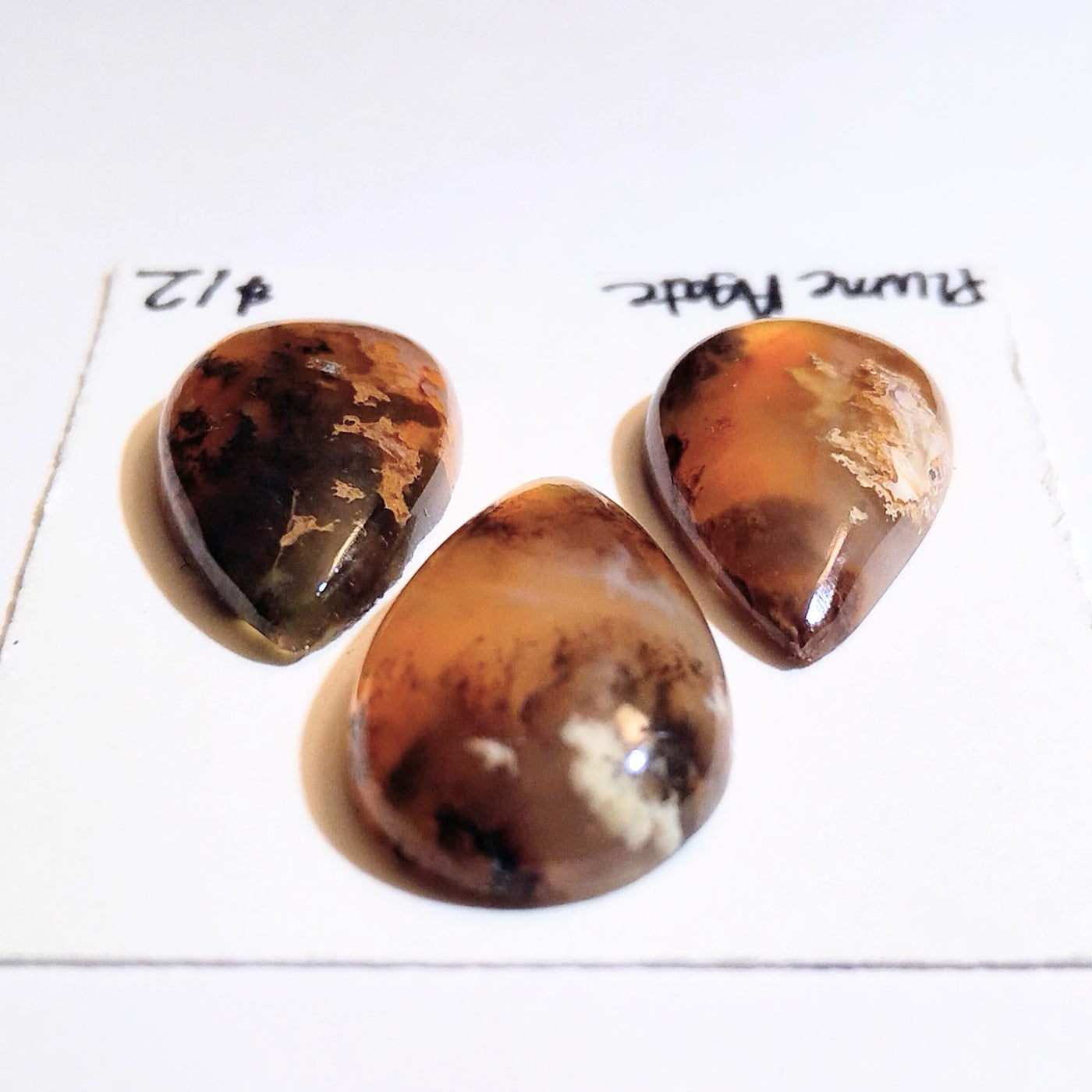 PLA-1002 Plume Agate Cab Trio