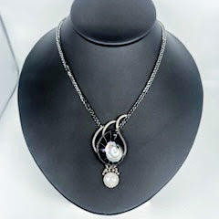 VC-098 - Ammonite, Moonstone Necklace