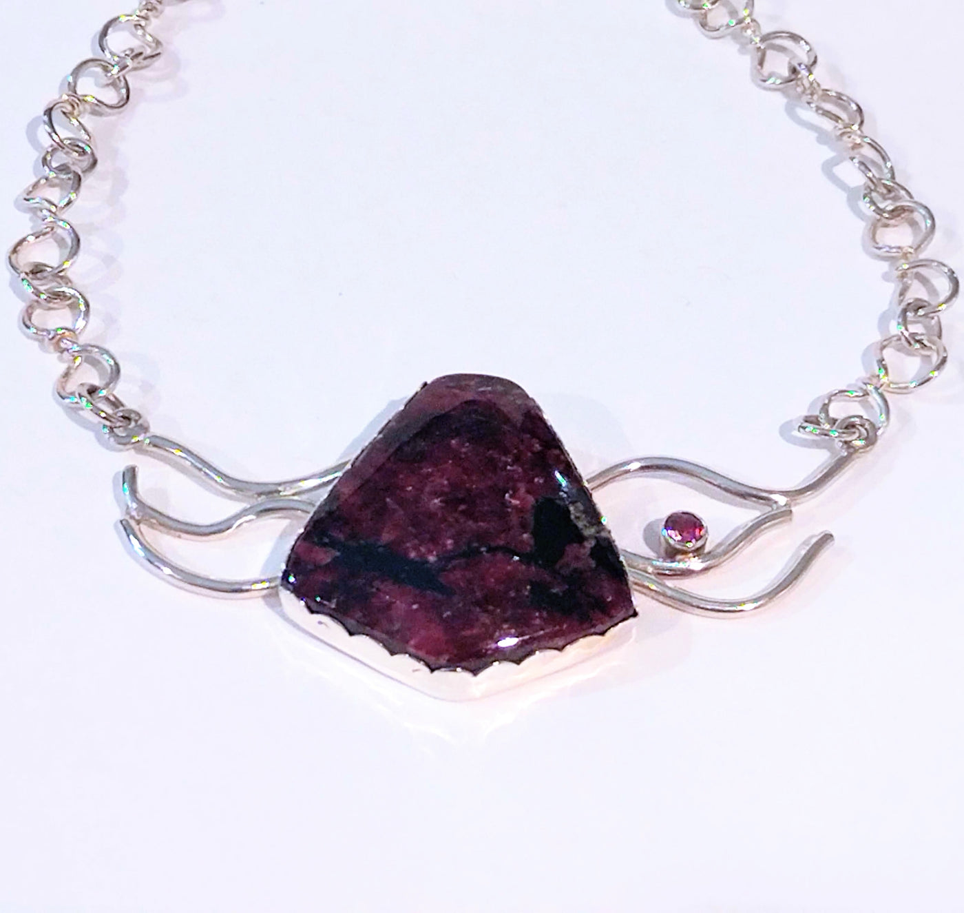 VC-093 - Eudialyte & Garnet Wave Pendant with Fine Silver Chain