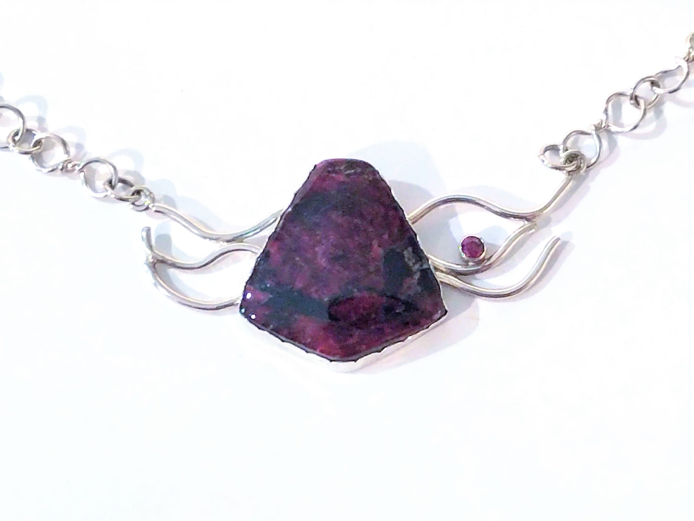 VC-093 - Eudialyte & Garnet Wave Pendant with Fine Silver Chain