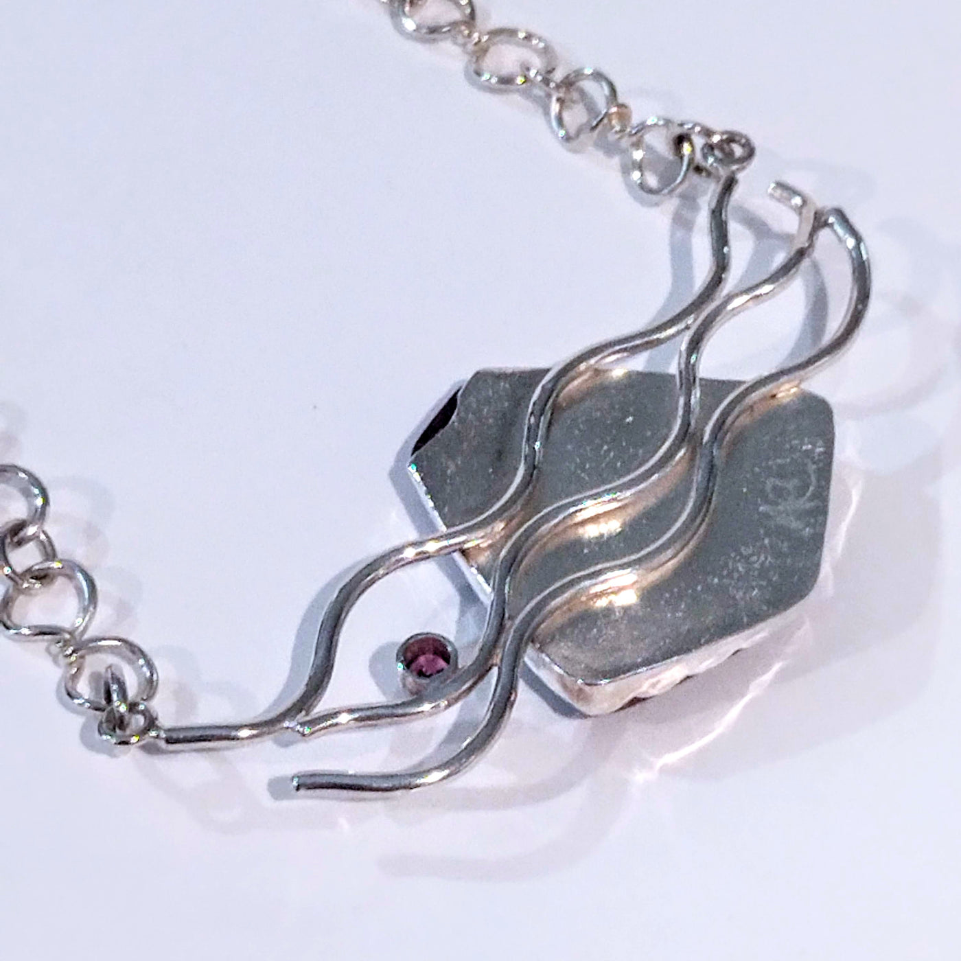 VC-093 - Eudialyte & Garnet Wave Pendant with Fine Silver Chain